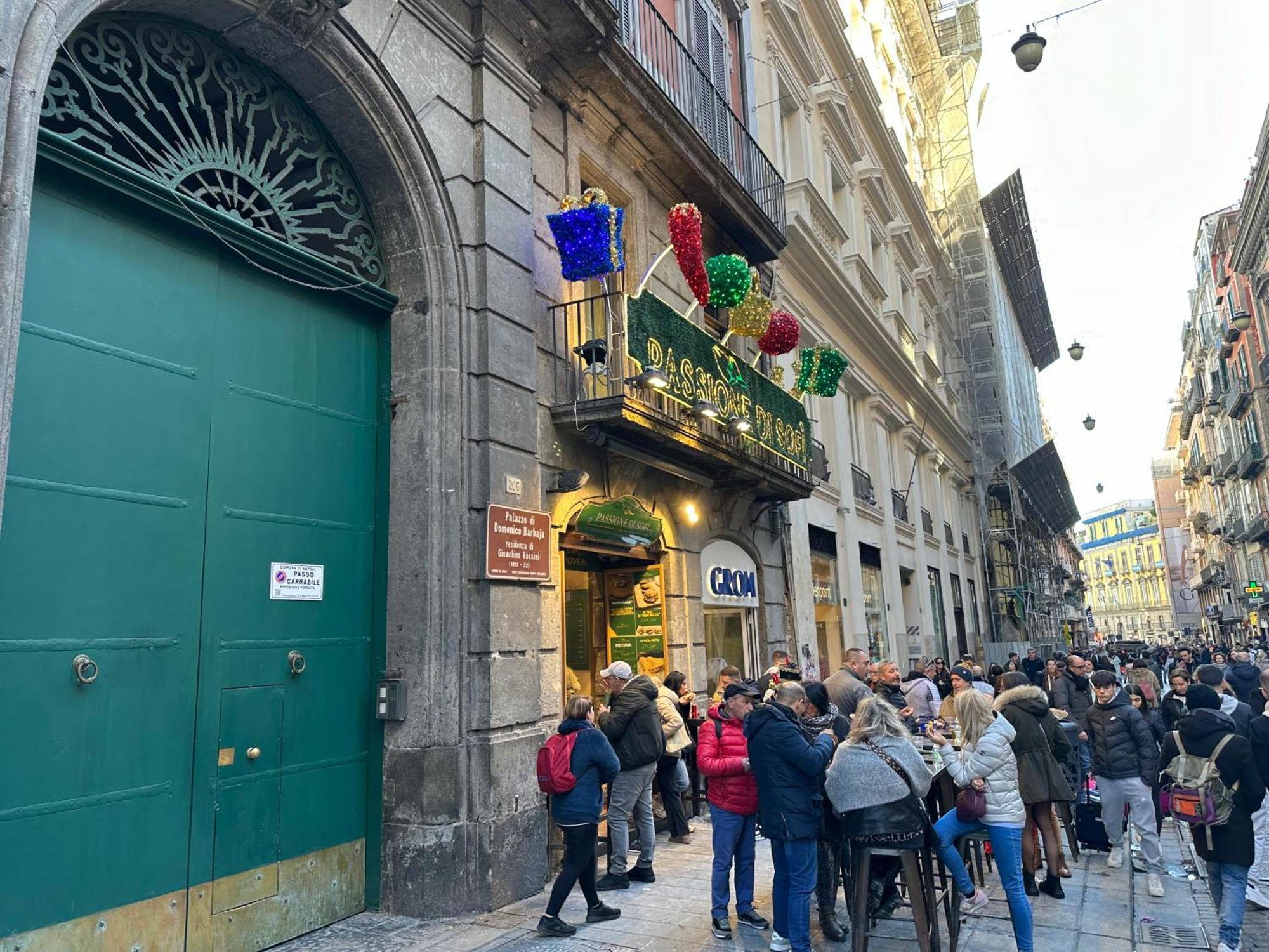Casa Rossini Apartments Naples Luaran gambar